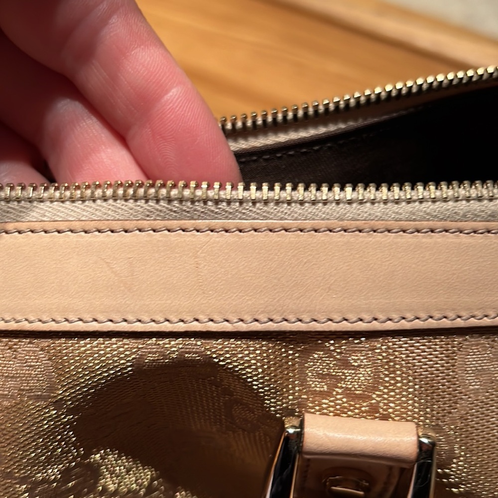Shimmer and shine in vintage Gucci - Picture 13 of 16